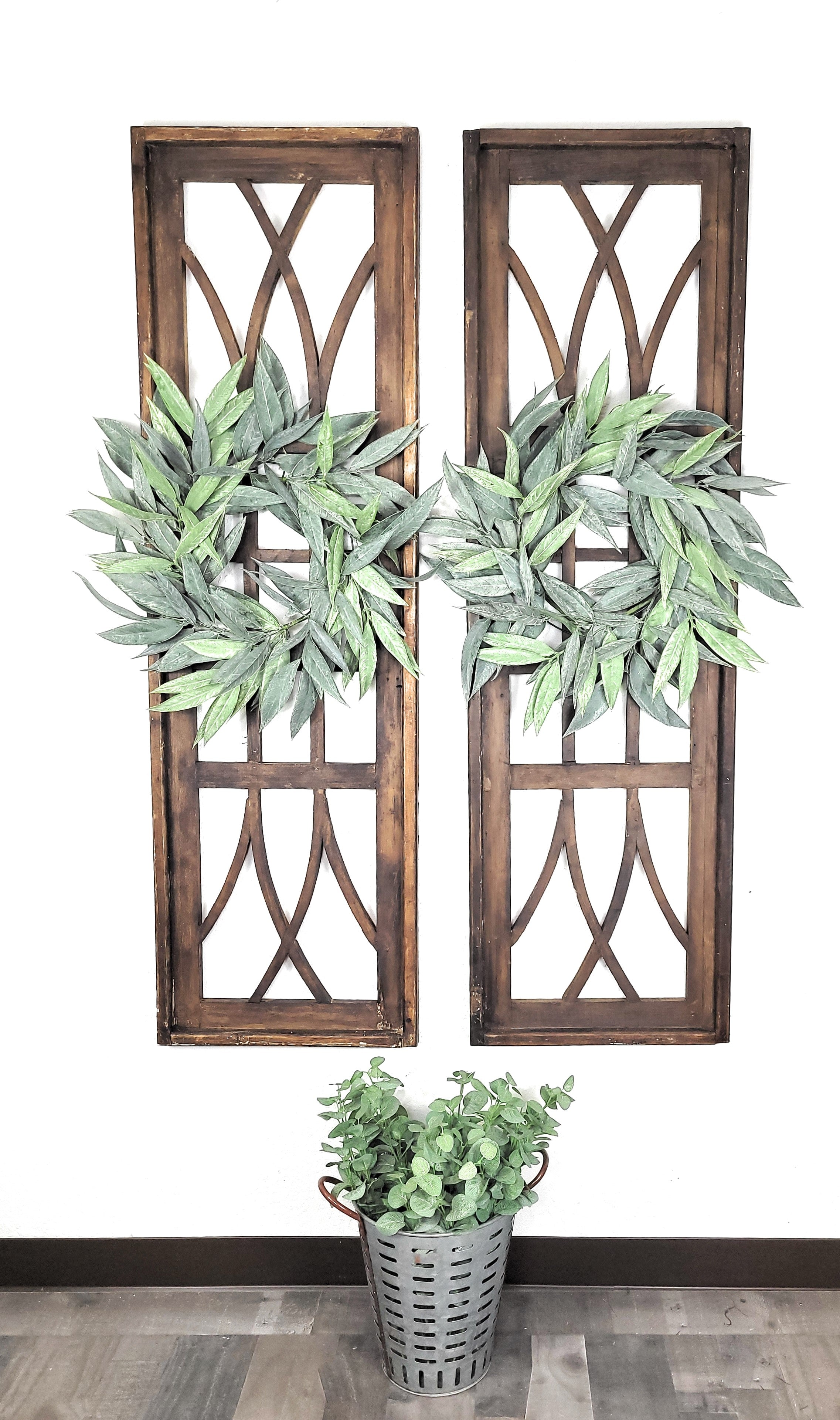 http://www.ranchjunkie.com/cdn/shop/products/wall-windows-farmhouse-wooden-wall-window-arch-large-wood-window-frame-the-longview-two-sizes-48-and-60-wreath-ranch-junkie-29020017426601.jpg?v=1643057151