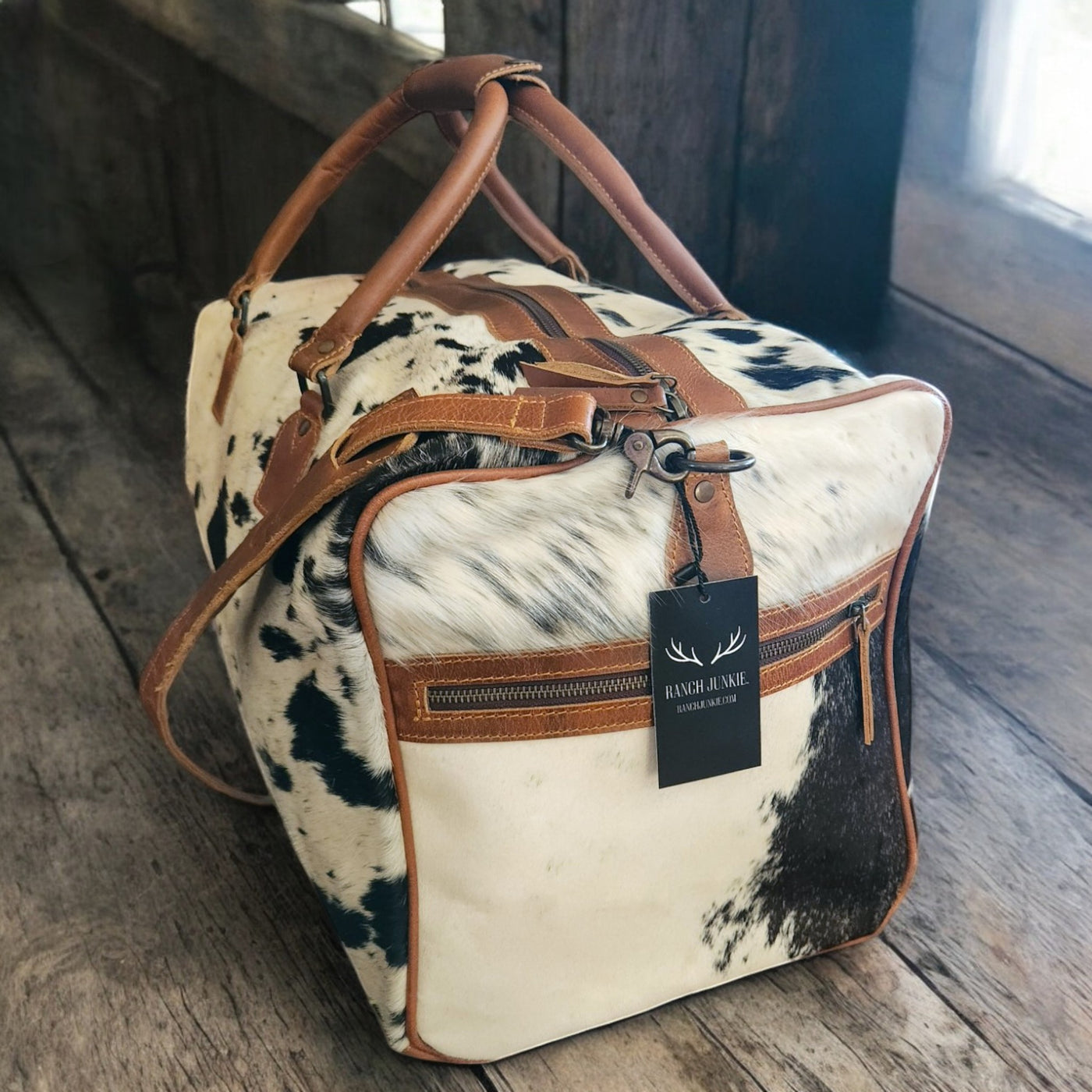 Sample Sale Highlands Black And White Large Genuine Cowhide Weekender Cowhide Duffel #7 - Ranch Junkie Mercantile LLC 