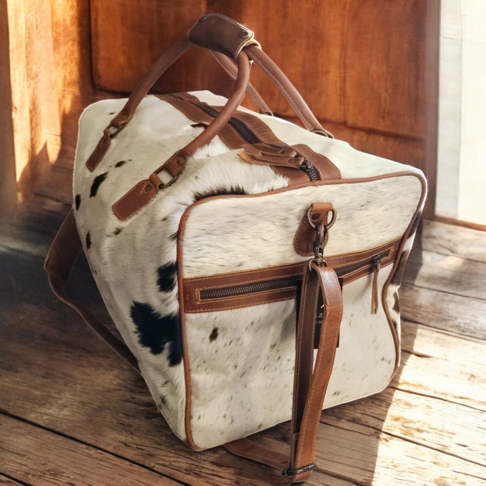 Sample Sale Highlands Black And White Large Genuine Cowhide Weekender Cowhide Duffel #8 - Ranch Junkie Mercantile LLC 